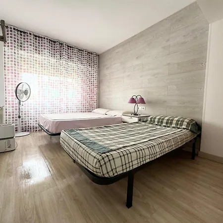Apartsalou Priorat Apartment *