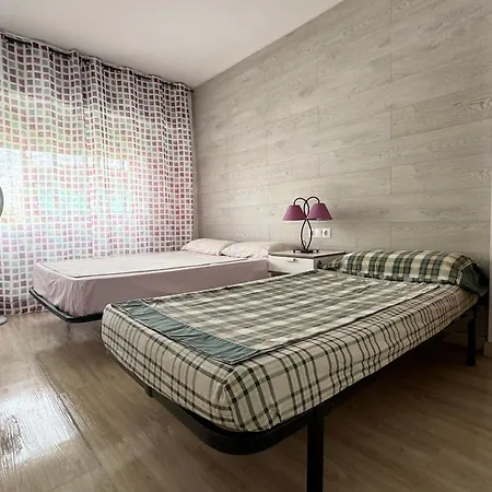 Apartsalou Priorat Apartamento *